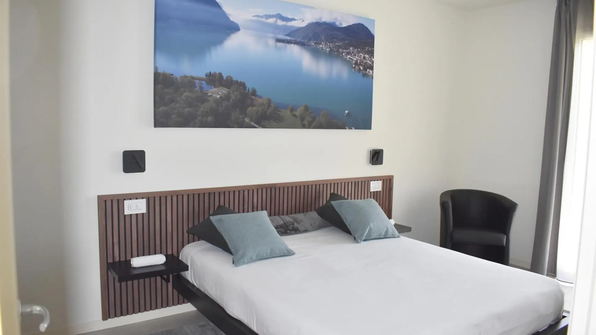 Apartamento Baia Delle Rose Via Roma 111 Costa Volpino Italia