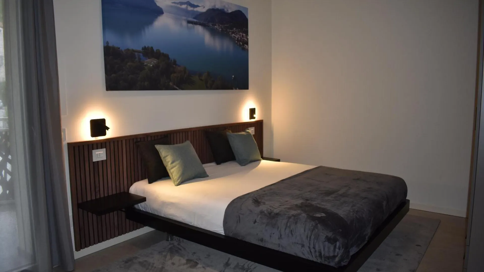 Apartamento Baia Delle Rose Via Roma 111 Costa Volpino 0*,