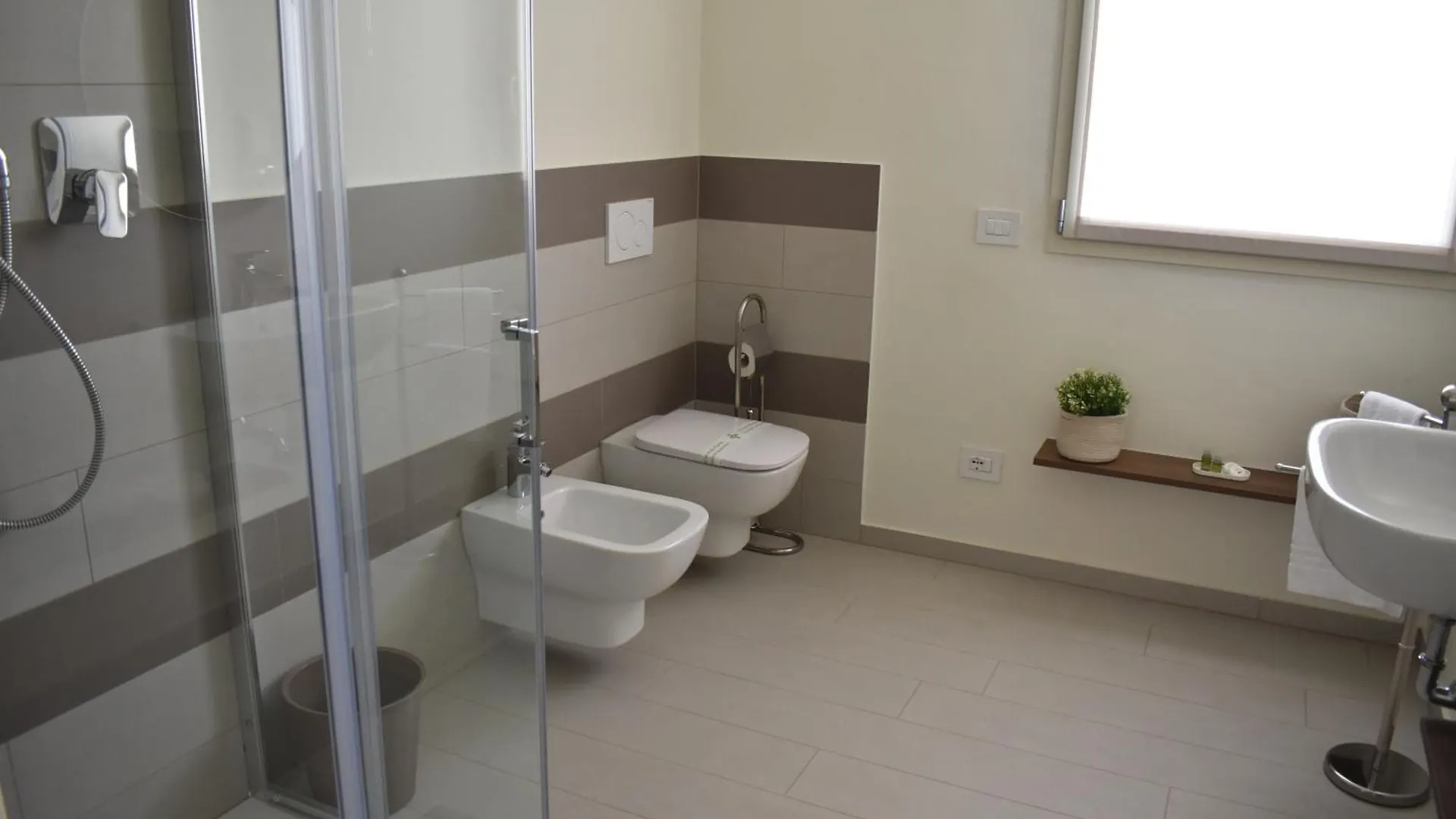 Apartamento Baia Delle Rose Via Roma 111 Costa Volpino