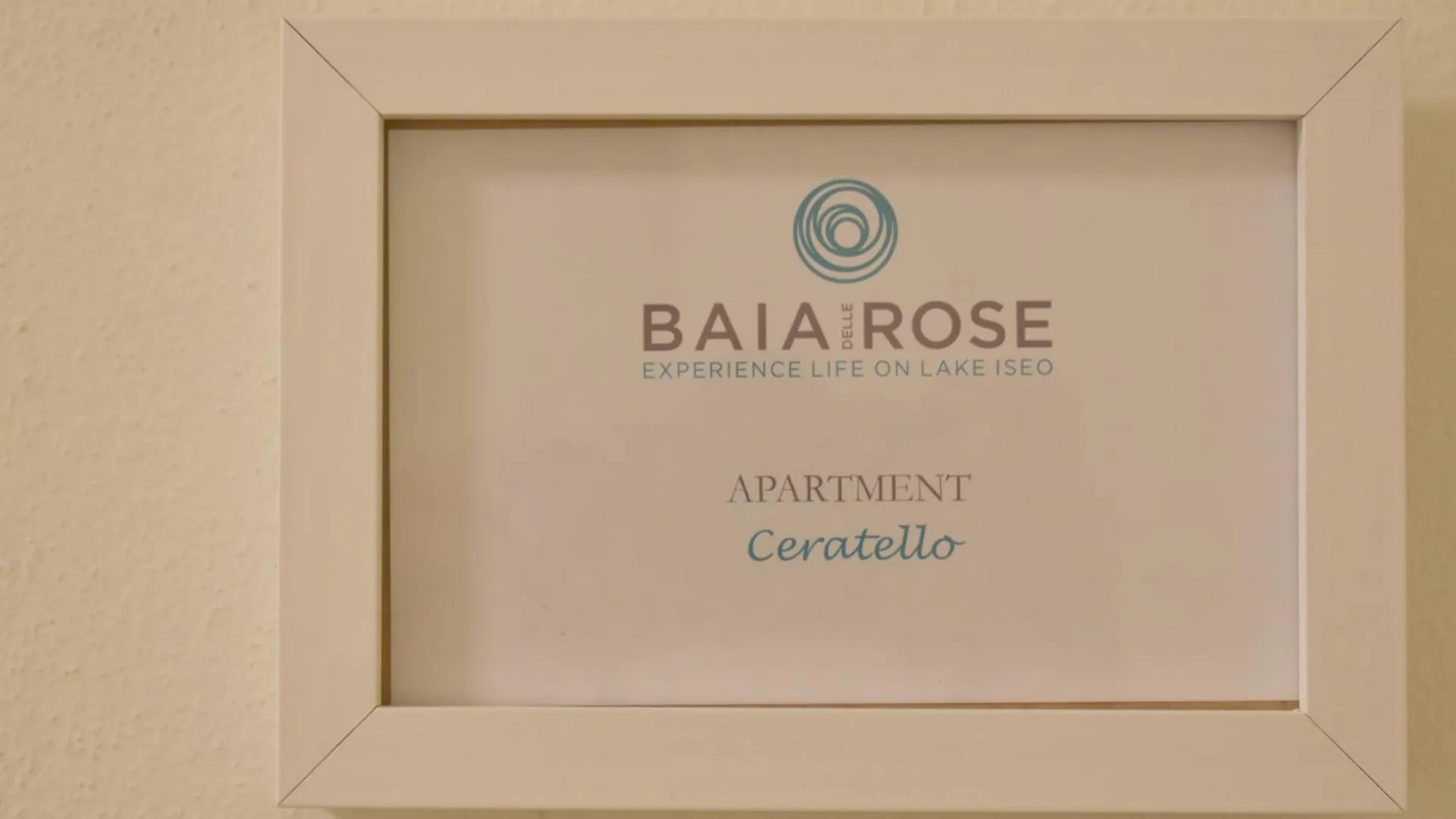 Apartamento Baia Delle Rose Via Roma 111 Costa Volpino 0*,